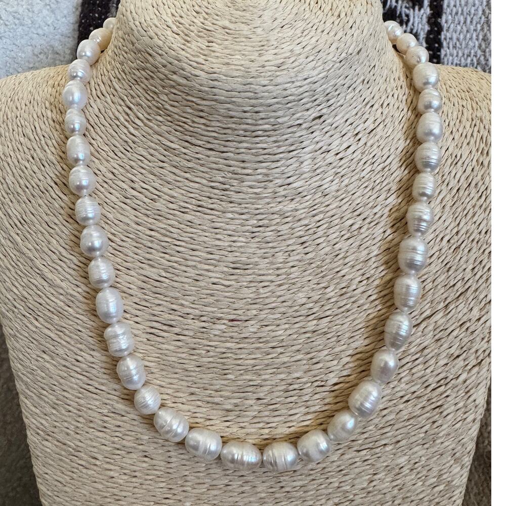 Mayamar  Baroque Pearl Necklace Freshwater Pearls Gold Tone NWB
